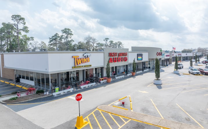Pictures of Retail property located at 2801-2851 Johnston Street, Lafayette, LA 70503 for lease - image #1