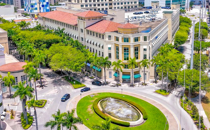 Pictures of Retail, Office property located at 4425 Ponce de Leon, Coral Gables, FL 33146 for lease - image #1