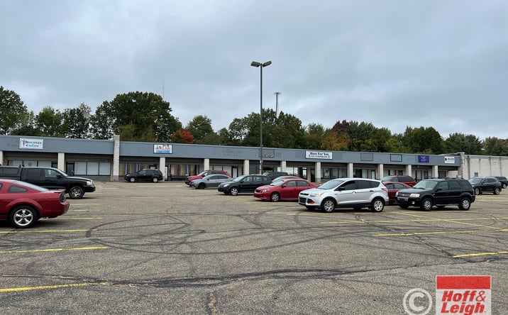 Pictures of Retail property located at 2170 Romig Rd, Akron, OH 44320 for lease - image #1
