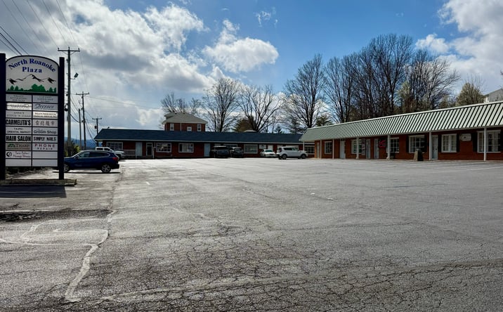 Pictures of Retail, Office property located at 3100 Peters Creek Rd, Roanoke, VA 24019 for lease - image #1