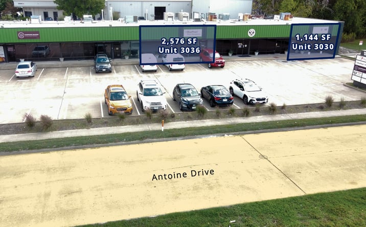Pictures of Retail property located at 3050 Antoine Dr, Houston, TX 77092 for lease - image #1