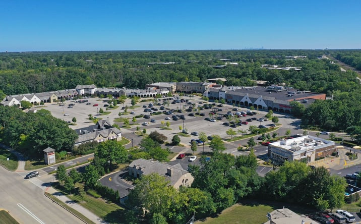 Pictures of Retail, Office, Restaurant property located at 2501-2585 Waukegan Rd, Bannockburn, IL 60015 for lease - image #1
