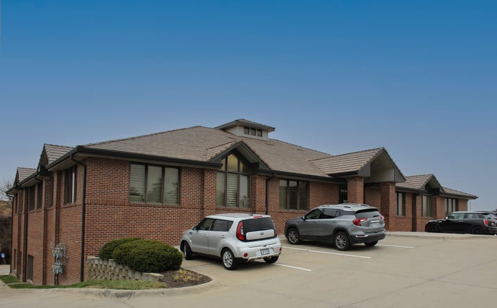 Pictures of Office property located at 1502 S Washington St, Papillion, NE 68046 for lease - image #1