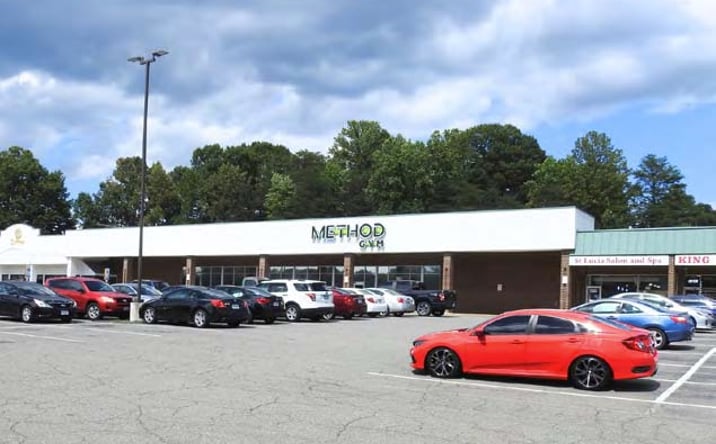 Pictures of Retail property located at 4176 Dale Blvd, Dale City, VA 22193 for lease - image #1