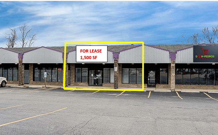 Pictures of Retail property located at 515 Lincoln Hwy, Fairview Heights, IL 62208 for lease - image #1