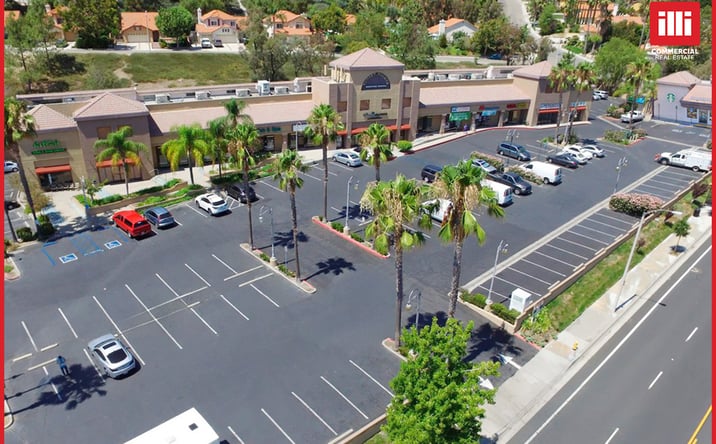 Pictures of Retail property located at 25261 The Old Rd, Stevenson Ranch, CA 91381 for lease - image #1