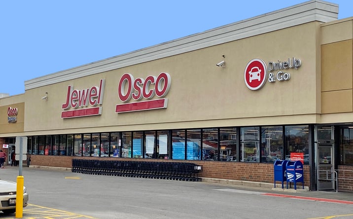 Pictures of Retail property located at 29 E St Charles Rd, Villa Park, IL 60181 for lease - image #1