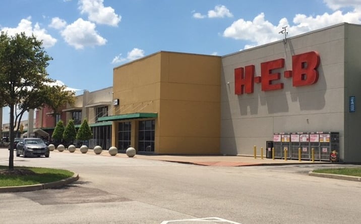 Pictures of Retail property located at 10100 Beechnut St, Houston, TX 77072 for lease - image #1
