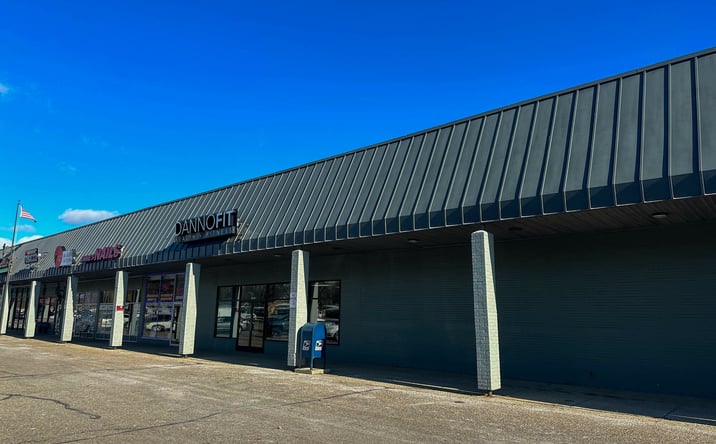 Pictures of Retail property located at 29048 N Campbell Rd, Madison Heights, MI 48071 for lease - image #1
