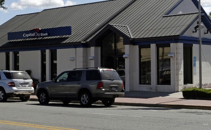 Pictures of Retail property located at 540 Middle Neck Rd, Great Neck, NY 11023 for lease - image #1