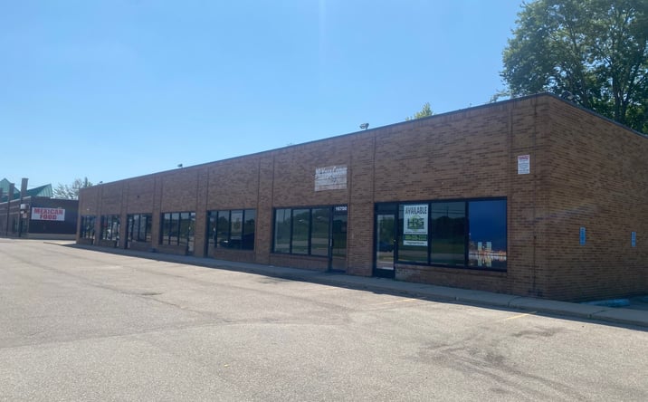 Pictures of Retail, Office property located at 16700 Allen Rd, Taylor, MI 48180 for lease - image #1