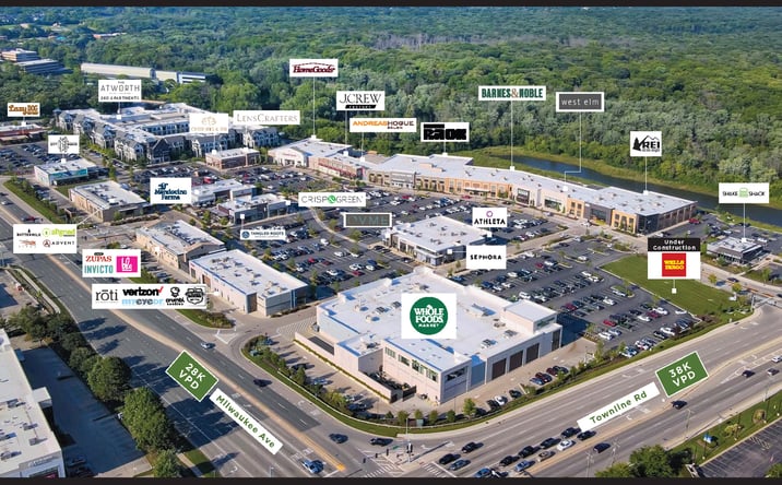 Pictures of Retail property located at 851 N Milwaukee Ave, Vernon Hills, IL 60061 for lease - image #1