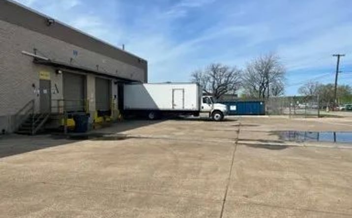 Pictures of Industrial property located at 9259 King Arthur Dr, Dallas, TX 75247 for lease - image #1