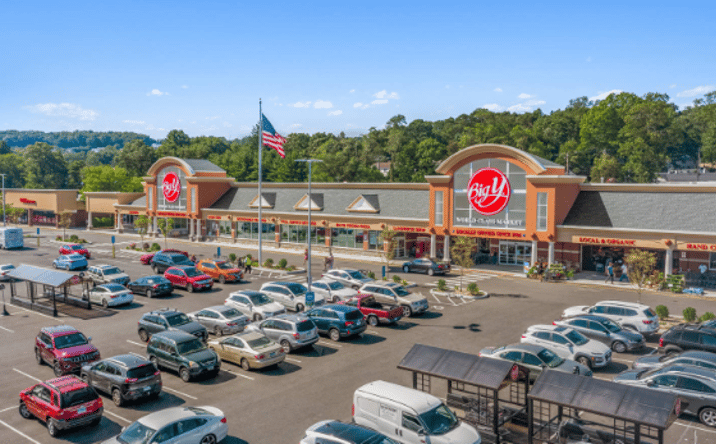 Pictures of Retail property located at 656 New Haven Ave, Derby, CT 06418 for lease - image #1
