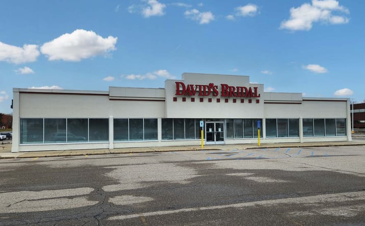 Pictures of Retail property located at 4340 Miller Rd, Flint, MI 48507 for lease - image #1