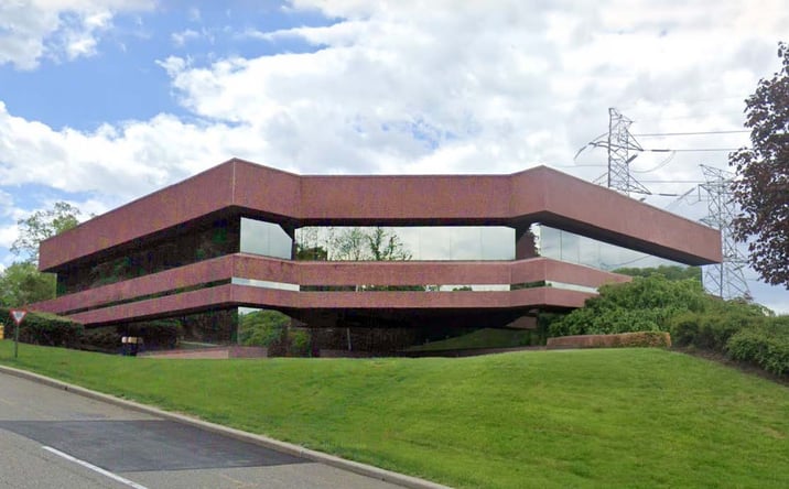 Pictures of Retail, Office property located at 2 Skyline Dr, Hawthorne, NY 10532 for lease - image #1