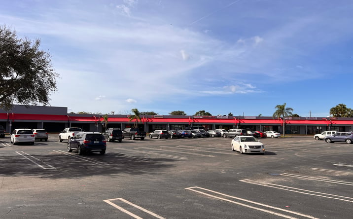 Pictures of Retail, Office, Restaurant property located at 1700 45th St, West Palm Beach, FL 33407 for lease - image #1