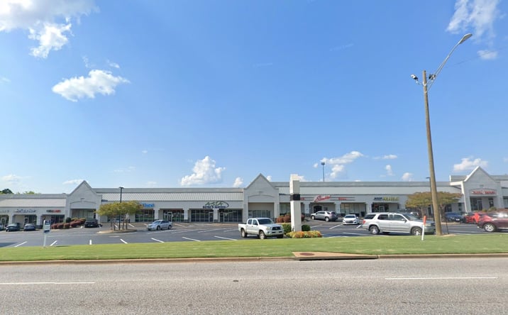 Pictures of Retail property located at 7825 Vaughn Rd, Montgomery, AL 36116 for lease - image #1