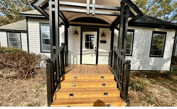 Pictures of Office, Special Purpose property located at 304 Mitchell Ave, Jackson, MS 39216 for lease - image #1