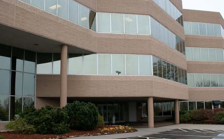 Pictures of Office property located at 412 N. Cedar Bluff Road, Knoxville, TN 37923 for lease - image #1