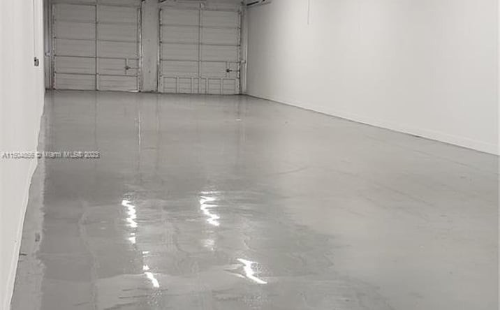 Pictures of Industrial property located at 216 NE 33rd St # F #240 F, Oakland Park, FL 33334 for lease - image #1