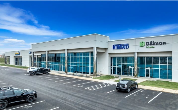 Pictures of Industrial property located at 4651 121st St, Urbandale, IA 50323 for lease - image #1