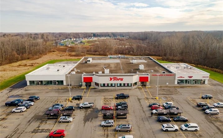 Pictures of Retail, Office, Industrial property located at 1800 Lake Rd N, Hamlin, NY 14464 for lease - image #1