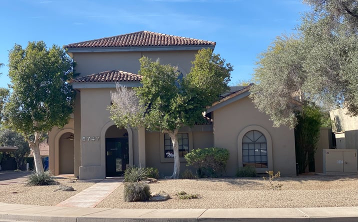 Pictures of Office property located at 8747 E Vía De Commercio, Scottsdale, AZ 85258 for lease - image #1