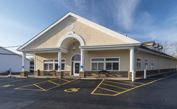 Pictures of Office property located at 3018 Military Rd, Niagara Falls, NY 14304 for lease - image #1