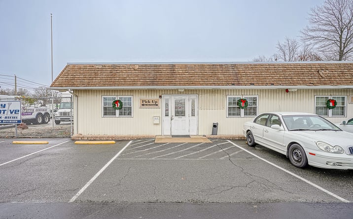 Pictures of Office property located at 100 W Narberth Terrace, Collingswood, NJ 08108 for lease - image #1