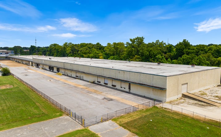 Pictures of Industrial property located at 237 E Belz Blvd, Memphis, TN 38109 for lease - image #1