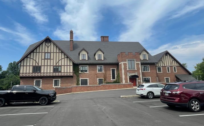Pictures of Office property located at 4301 Darrow Rd, Stow, OH 44224 for lease - image #1