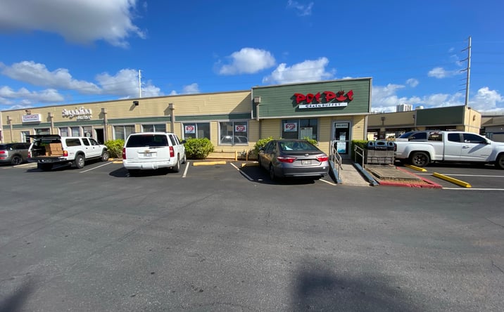 Pictures of Retail, Restaurant property located at 98-199 Kamehameha Hwy, Aiea, HI 96701 for lease - image #1