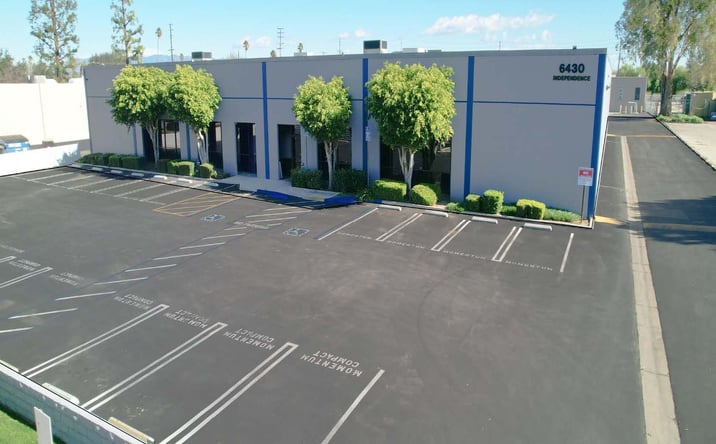 Pictures of Retail property located at 6430 Independence Ave, Woodland Hills, CA 91367 for lease - image #1