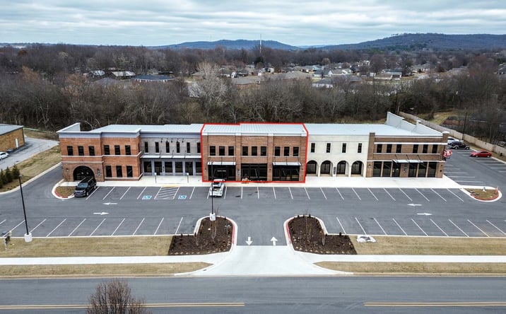 Pictures of Retail, Office property located at 140 Southwinds Rd, Farmington, AR 72730 for lease - image #1