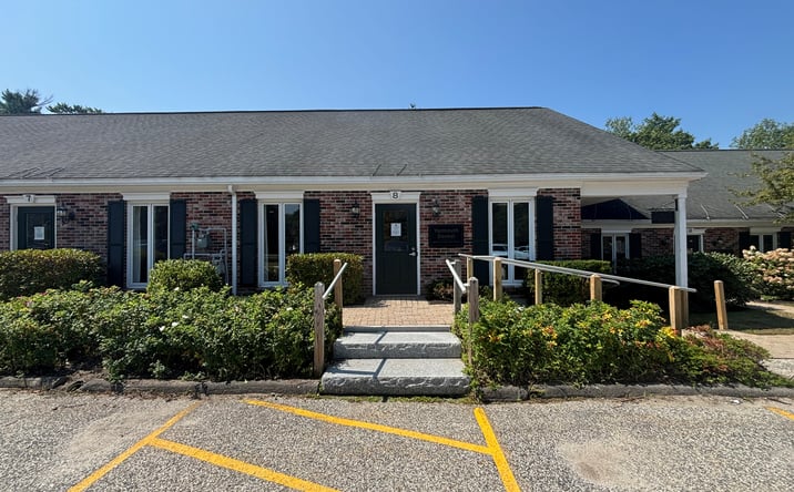 Pictures of Office property located at 10 Forest Falls Dr, Yarmouth, ME 04096 for lease - image #1