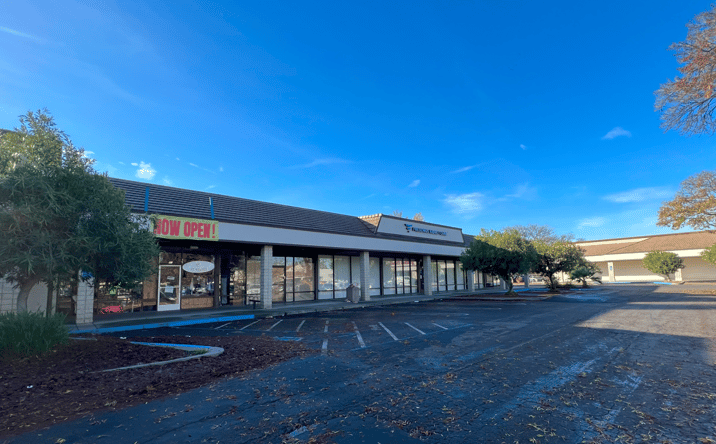 Pictures of Office, Special Purpose property located at 35 W Main St, Woodland, CA 95695 for lease - image #1