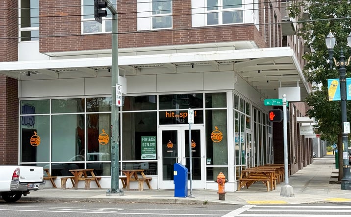 Pictures of Retail, Restaurant property located at 676 SE Morrison St, Portland, OR 97214 for lease - image #1