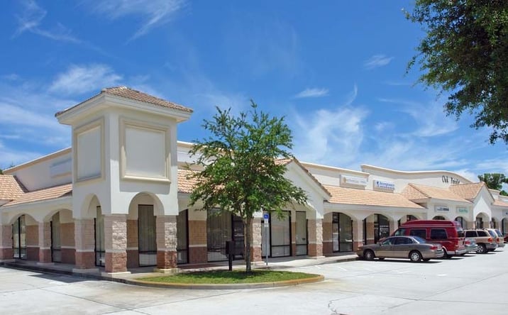 Pictures of Retail property located at 635 S Wickham Rd, West Melbourne, FL 32904 for lease - image #1