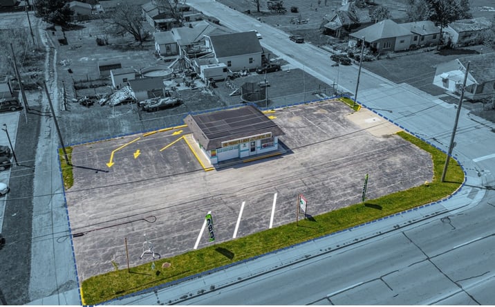 Pictures of Retail property located at 701 S Baldwin Ave, Marion, IN 46953 for lease - image #1