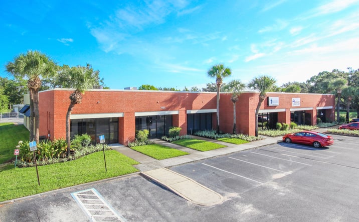 Pictures of Retail, Office property located at 7151 University Blvd, Winter Park, FL 32792 for lease - image #1