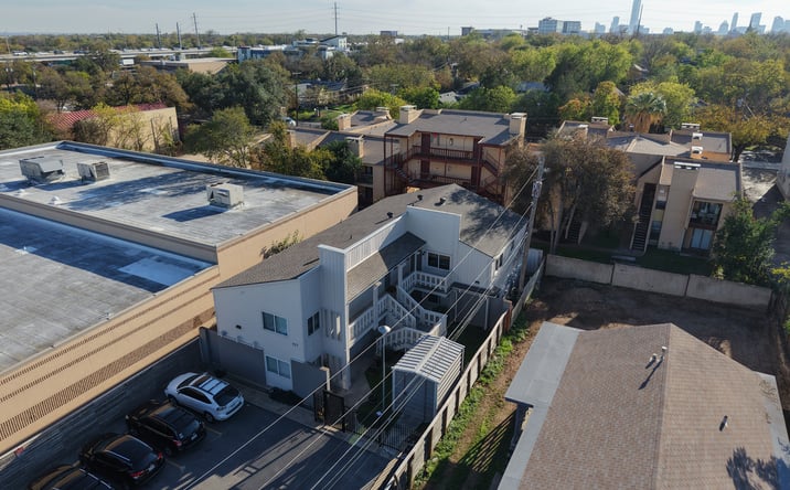 Pictures of Office property located at 927 E 41st St, Austin, TX 78751 for lease - image #1