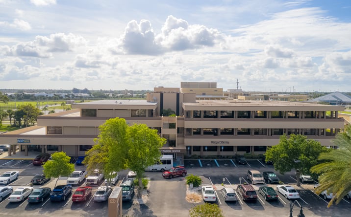 Pictures of Office property located at 333 S Tamiami Trail, Venice, FL 34285 for lease - image #1