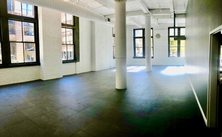 Pictures of Retail, Office, Restaurant property located at 1300 Washington Avenue, St. Louis, MO 63103 for lease - image #1