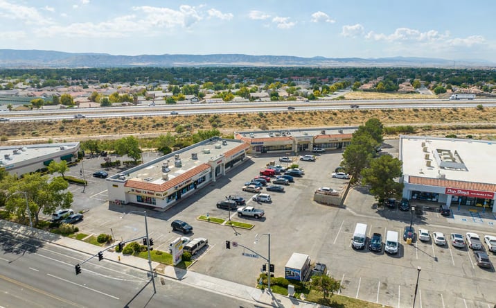 Pictures of Retail, Office property located at 44201 - 44227 20th St W, Lancaster, CA 93534 for lease - image #1