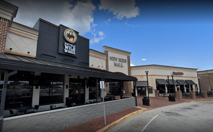 Pictures of Retail, Land, Restaurant property located at 3134 Dr. M.L.K. Jr Blvd, New Bern, NC 28562 for lease - image #1