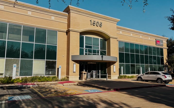 Pictures of Office property located at 1505 Winding Way Dr, Friendswood, TX 77546 for lease - image #1