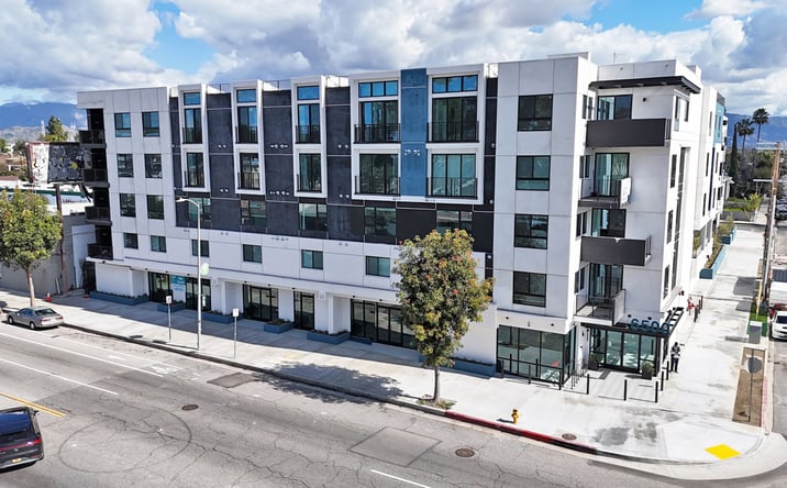 Pictures of Retail, Office property located at 6500 Lankershim Blvd, Los Angeles, CA 91606 for lease - image #1