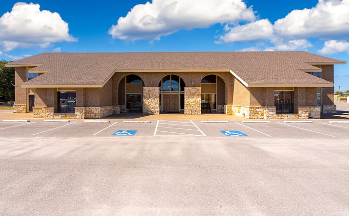 Pictures of Office property located at 2508 Williams Dr, Georgetown, TX 78628 for lease - image #1