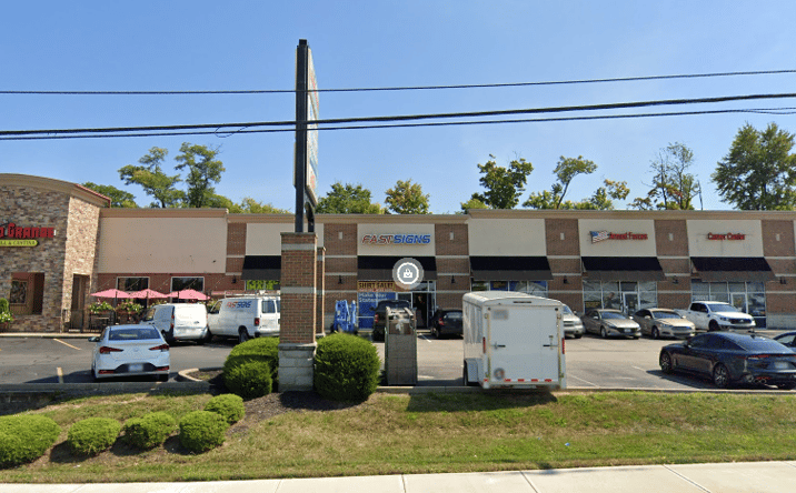 Pictures of Retail, Office, Restaurant property located at 4476 Glen Este-Withamsville Rd, Cincinnati, OH 45245 for lease - image #1